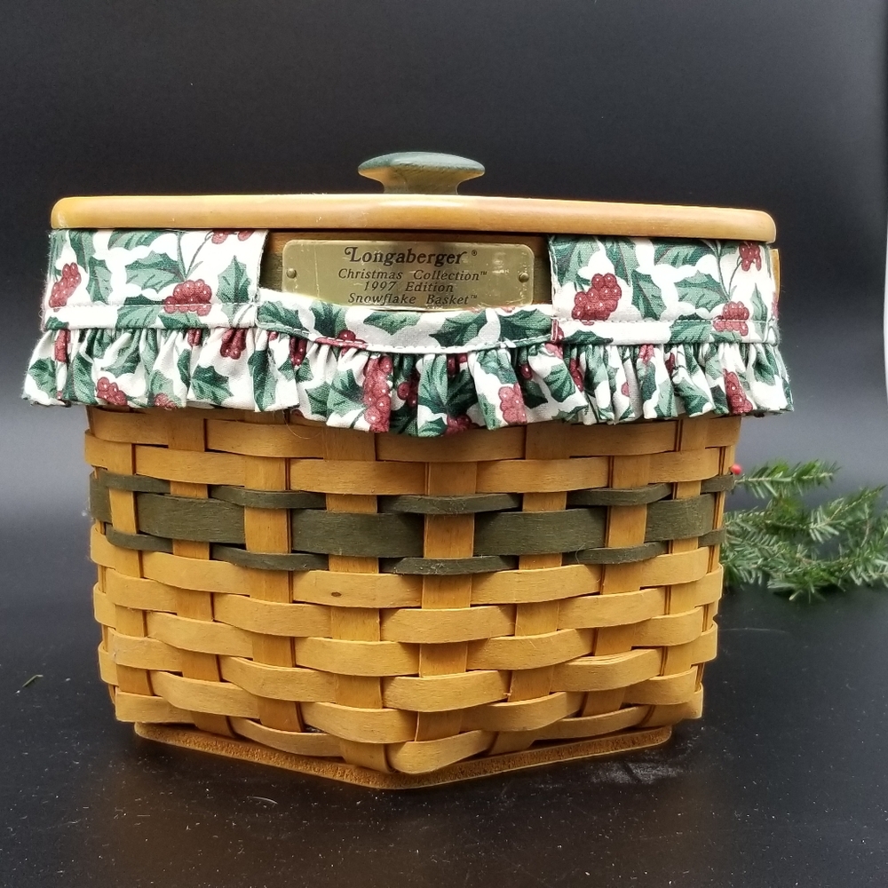 Longaberger collector's club 1997 snowflake basket